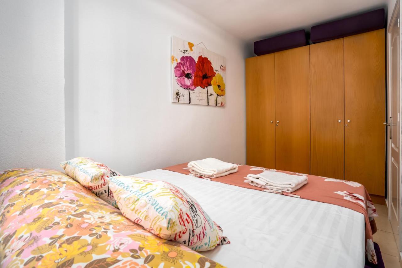 Apartamento Welcs Emp 018 Con Terraza Frente Al Mar Apartment Empuriabrava Exterior photo